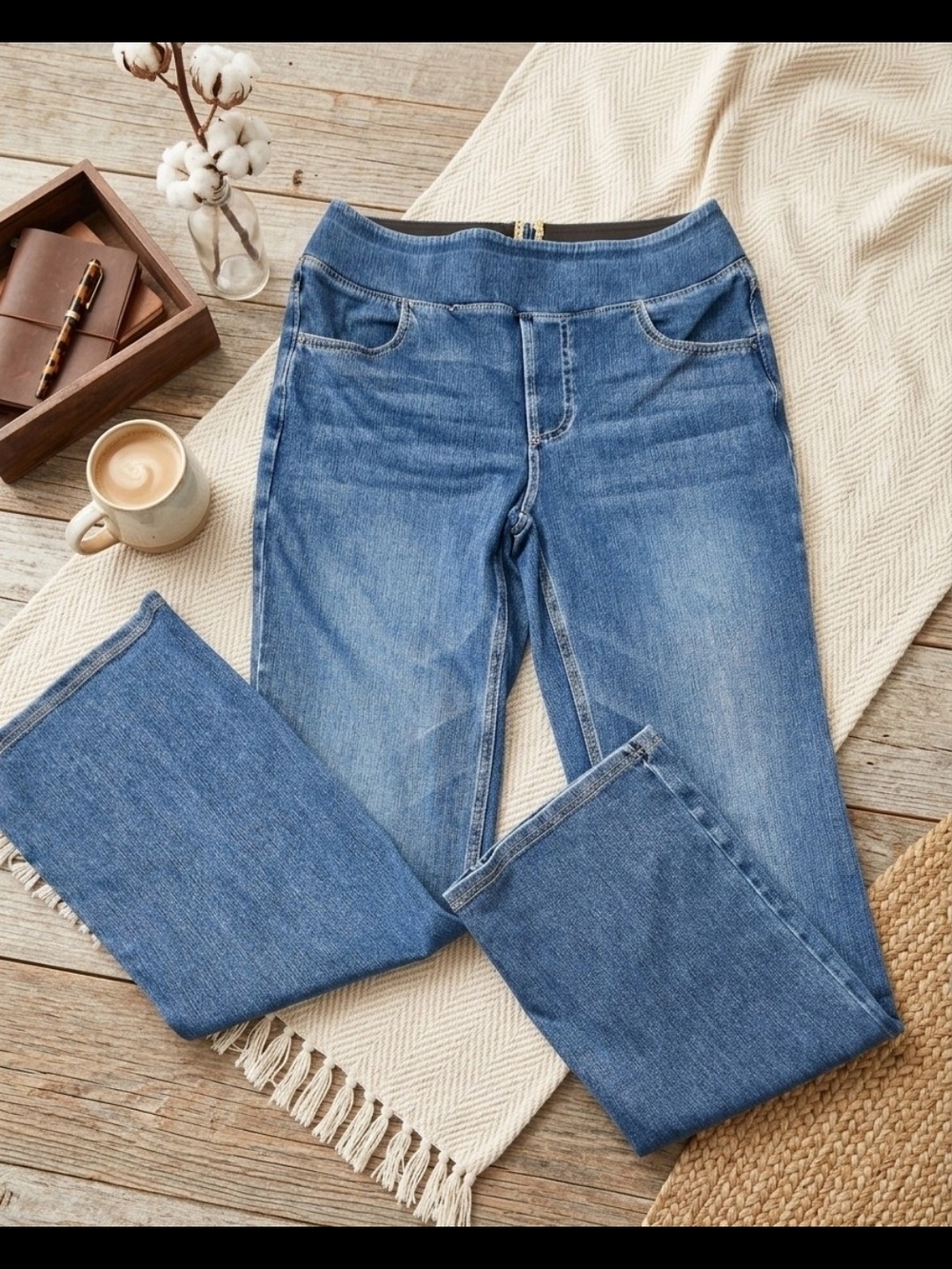 HALARA Classic Straight-Leg Blue Denim Jeans